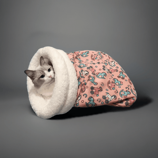 Katzenschlafsack – weich, sicher & gemütlich - allesKatze.de